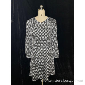 Black V-Neck Long-Sleeved Skirt For Lady